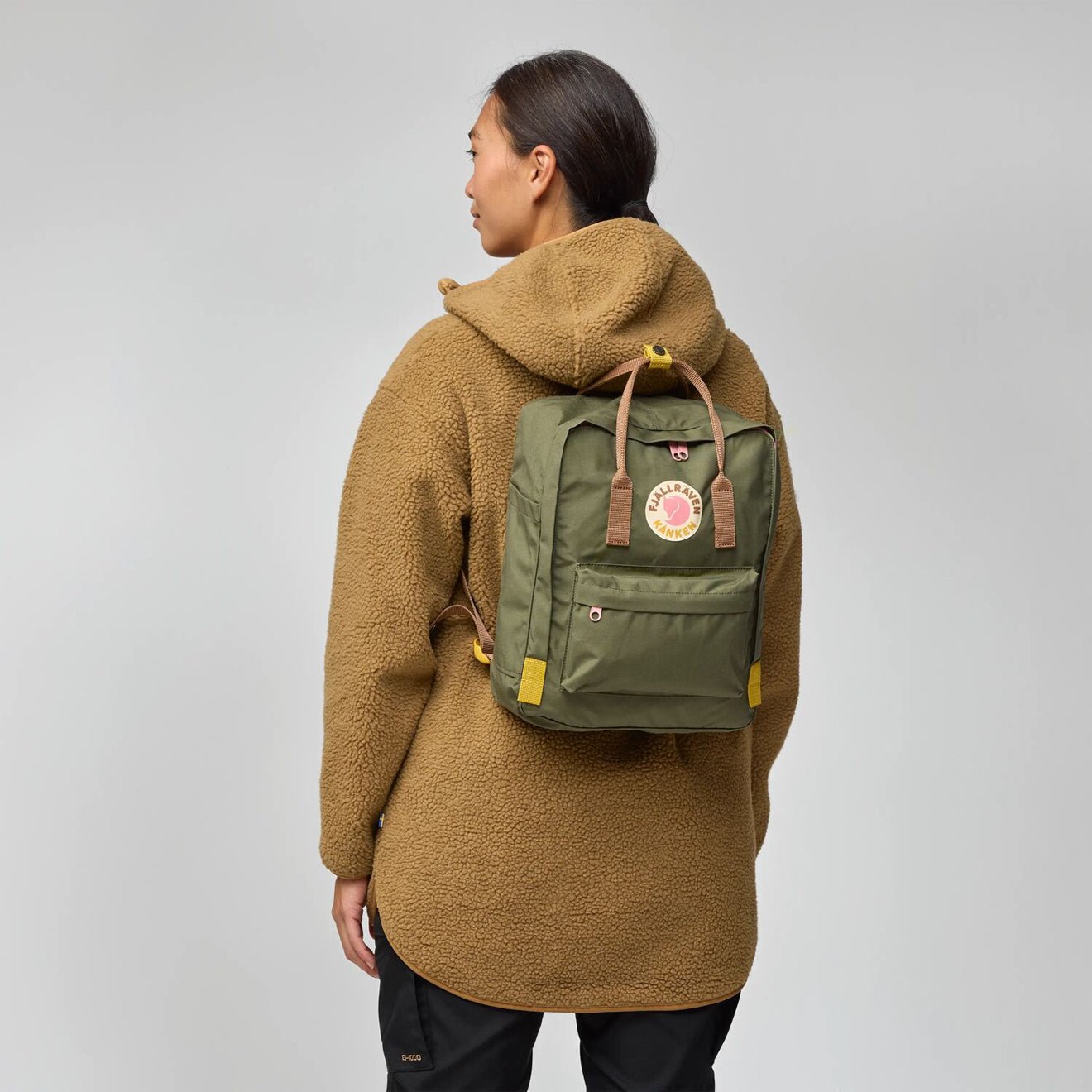 Fjallraven Kanken Koncept Backpack Super Grey / Green
